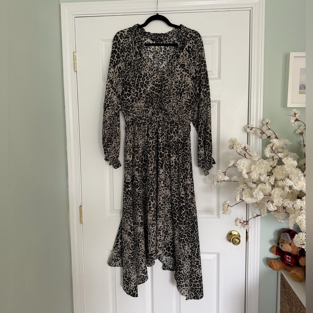 Banana Republic Leopard Print Long Sleeve Midi Dress with an Asymmetrical Hem